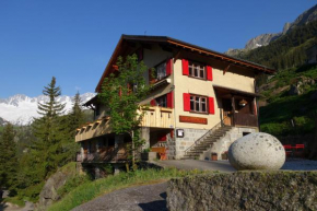  Gasthaus Göscheneralp  Гёшенен